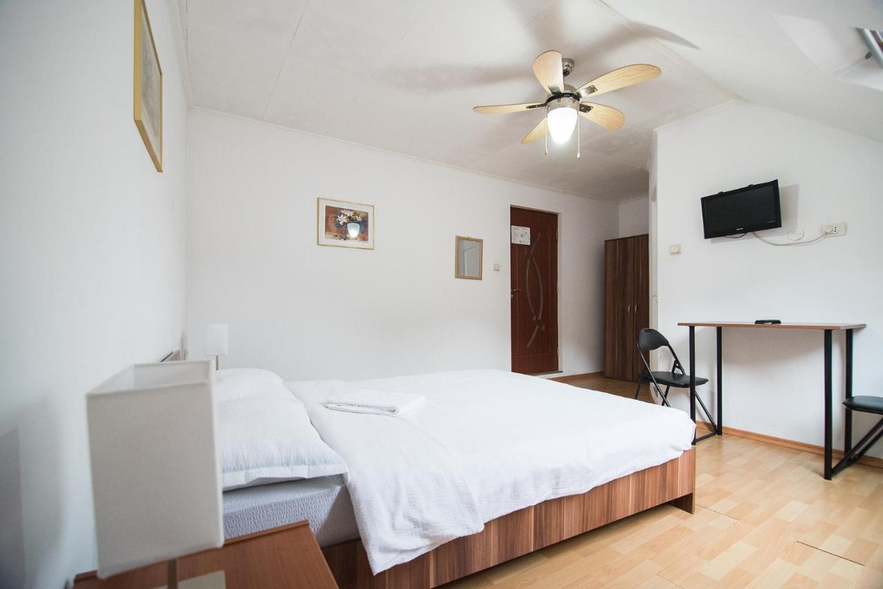 Transylvania Guest House Braşov Extérieur photo